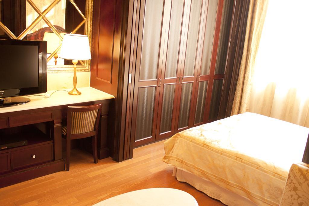 Yeoksam Artnouveau Hotel Seoul Exterior photo