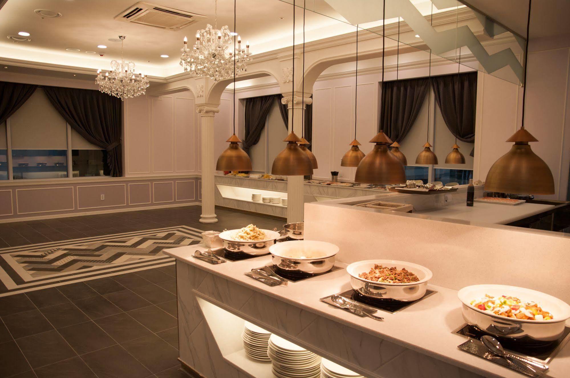 Yeoksam Artnouveau Hotel Seoul Exterior photo